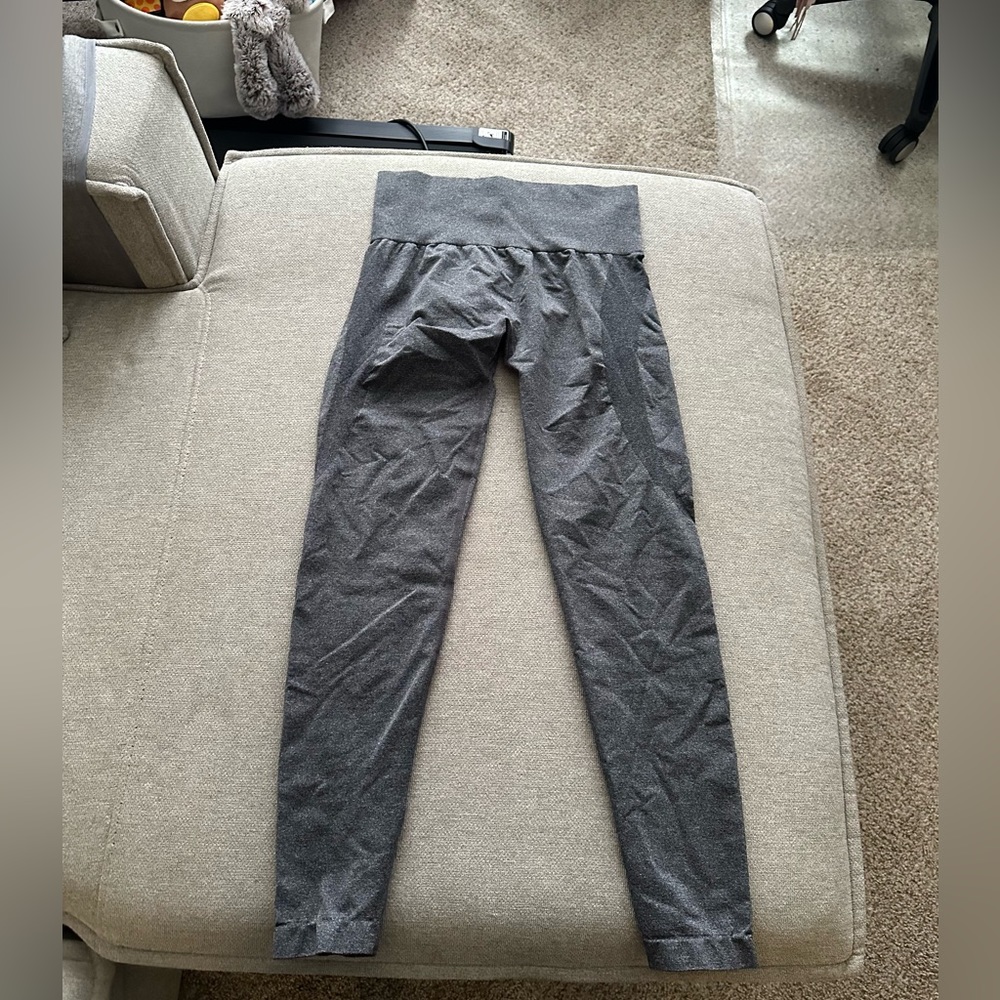 NVGTN seamless contour leggings size M
